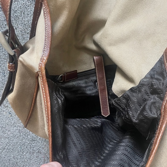 Vintage Prada messenger bag - Picture 11 of 13